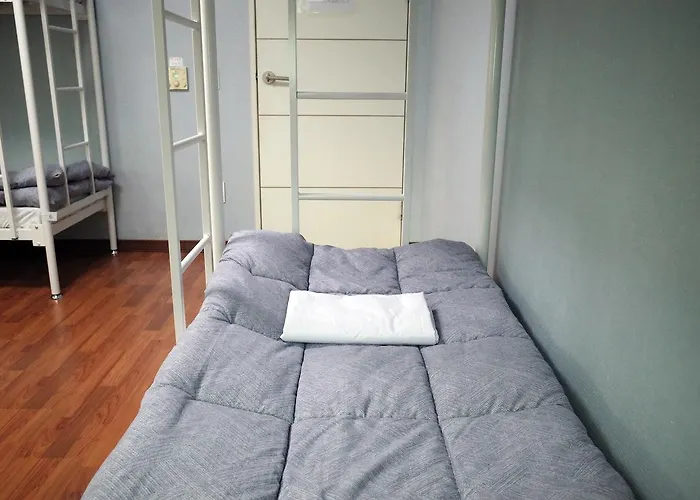 Yakorea Gangnam Hostel *