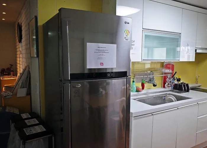 Yakorea Gangnam Hostel